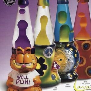 Lava Lamp with Garfield Base